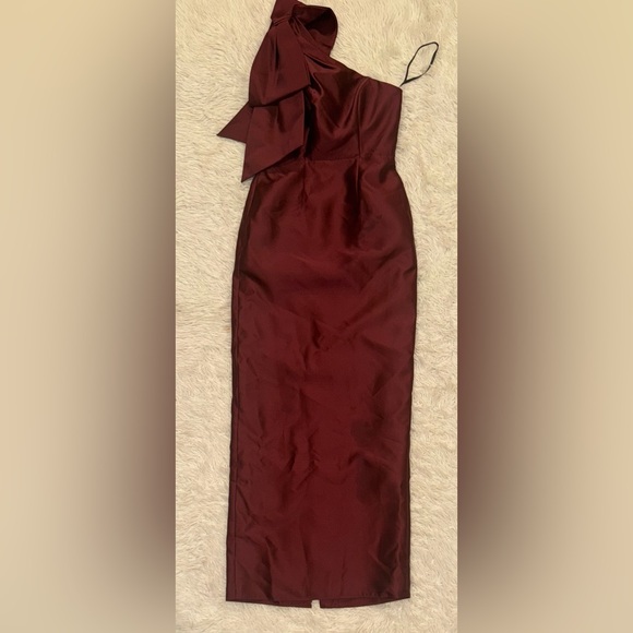 NEW Alfred Sung Bow Detail One-Shoulder Satin Twill Column Gown Sz 4 Cabernet - Picture 4 of 9